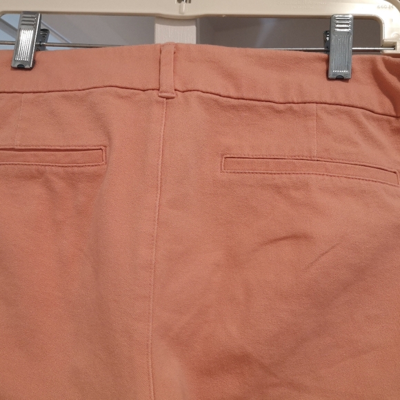Old Navy Pixie pants - Picture 2 of 3